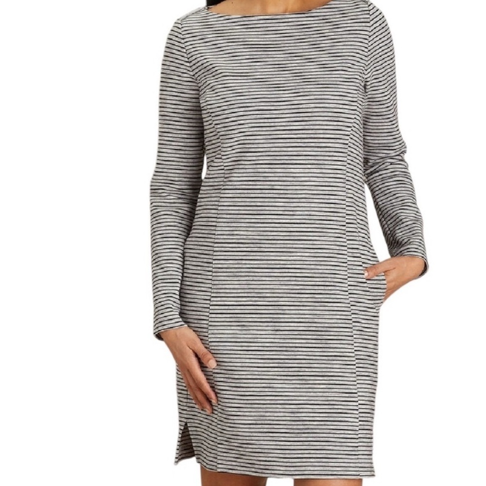 Duluth Trading Co Gray and White Long Sleeve Sheath Dress